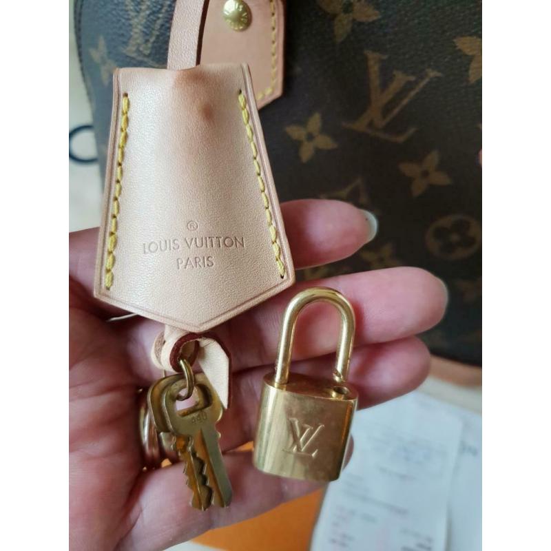 Louis Vuitton Alma bb