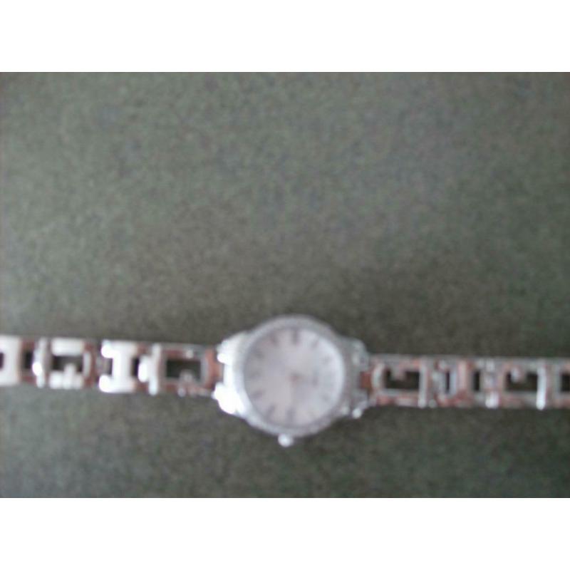 Guess dameshorloge