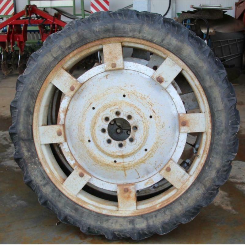 2 Tractorbanden met velg