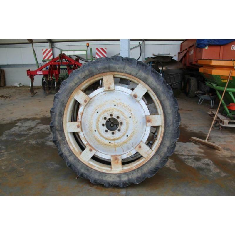 2 Tractorbanden met velg