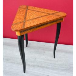 Table de boîte à musique en marqueterie italienne (bois)