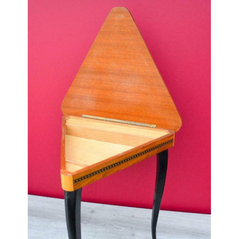 Table de boîte à musique en marqueterie italienne (bois)
