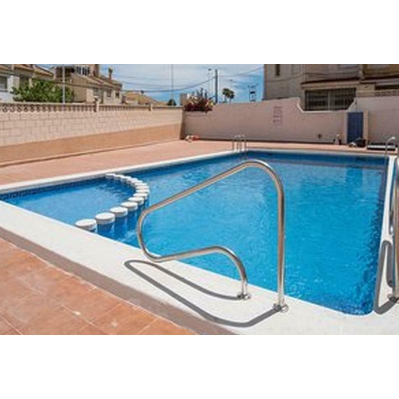 Torrevieja, appartement lumineux, piscine,wifi, 15 min plage