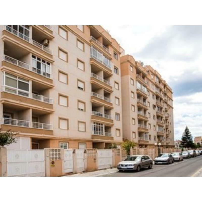 Torrevieja, appartement lumineux, piscine,wifi, 15 min plage