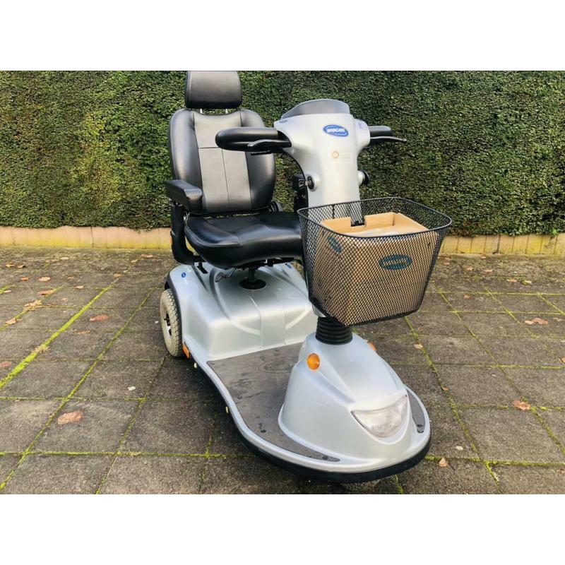 Bon état scooter de mobilité voiturette électrique pmr