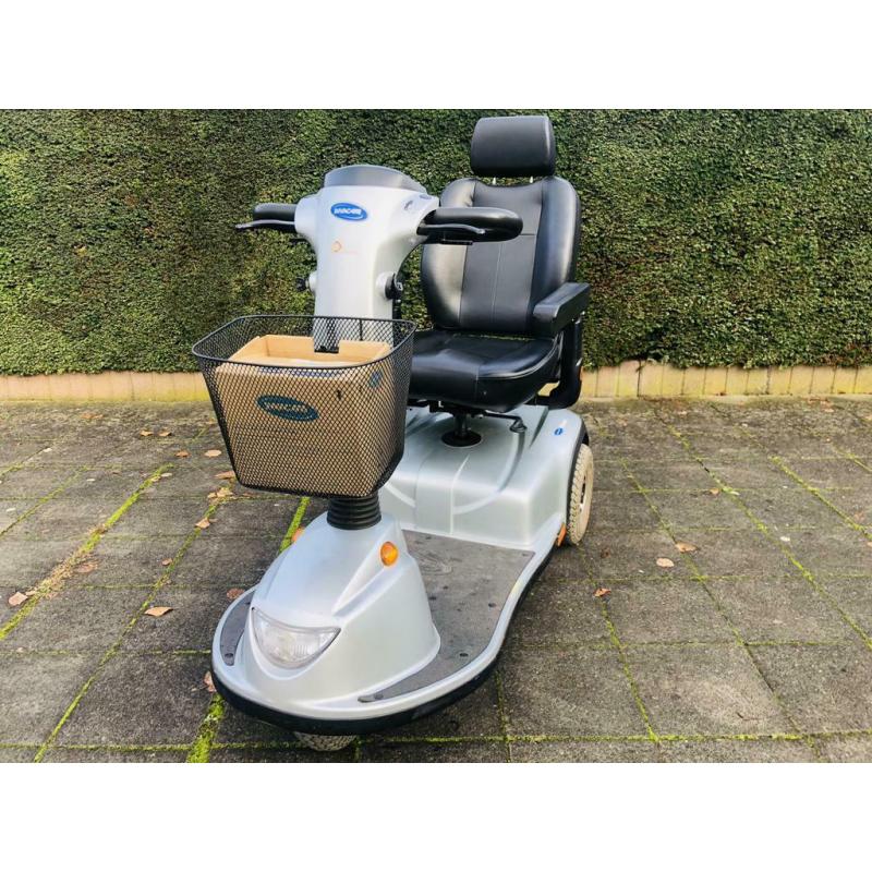 Bon état scooter de mobilité voiturette électrique pmr