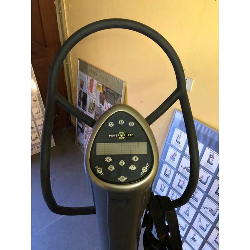 Power Plate PRO5 Next Generation (plateforme vibrante profes