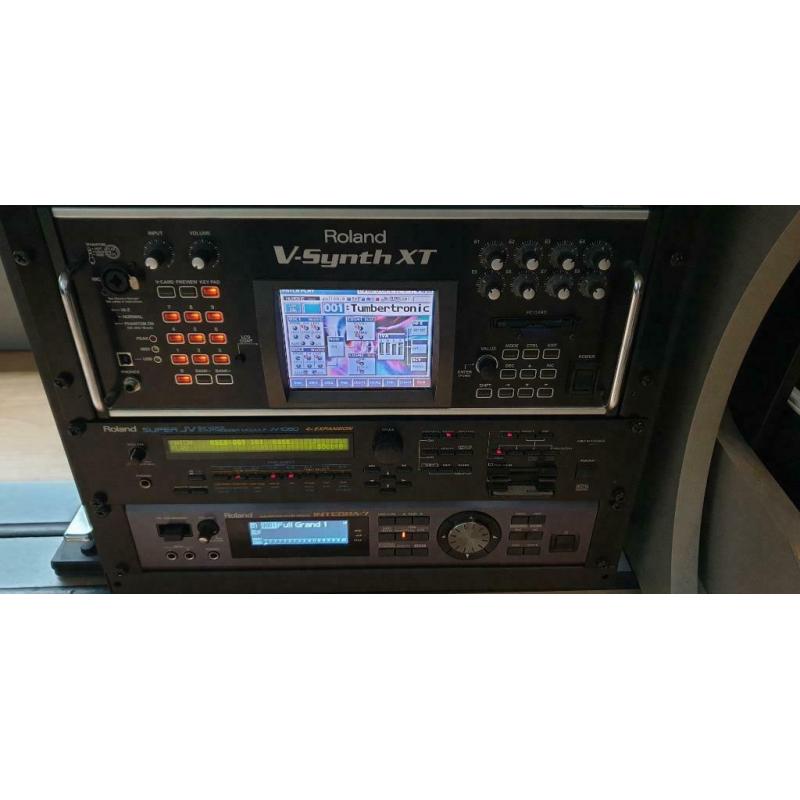 Roland V-Synth XT, Super JV1080 & Integra 7