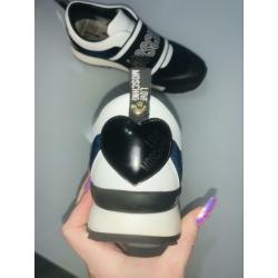 Basket Love Moschino 39