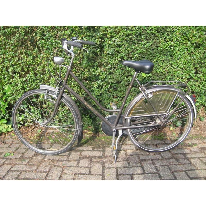 28 inch novy ijzersterke vintage fiets met 3 versnellingen ,