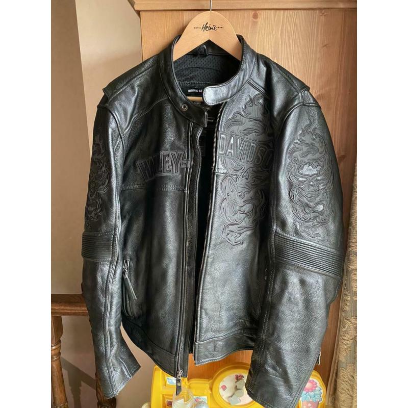 Veste de moto en cuir Harley Davidson à vendre