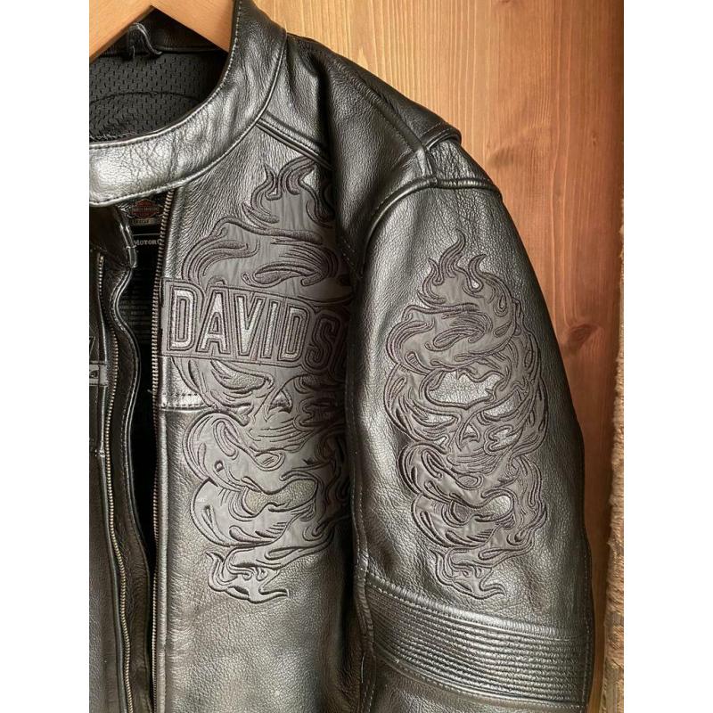 Veste de moto en cuir Harley Davidson à vendre