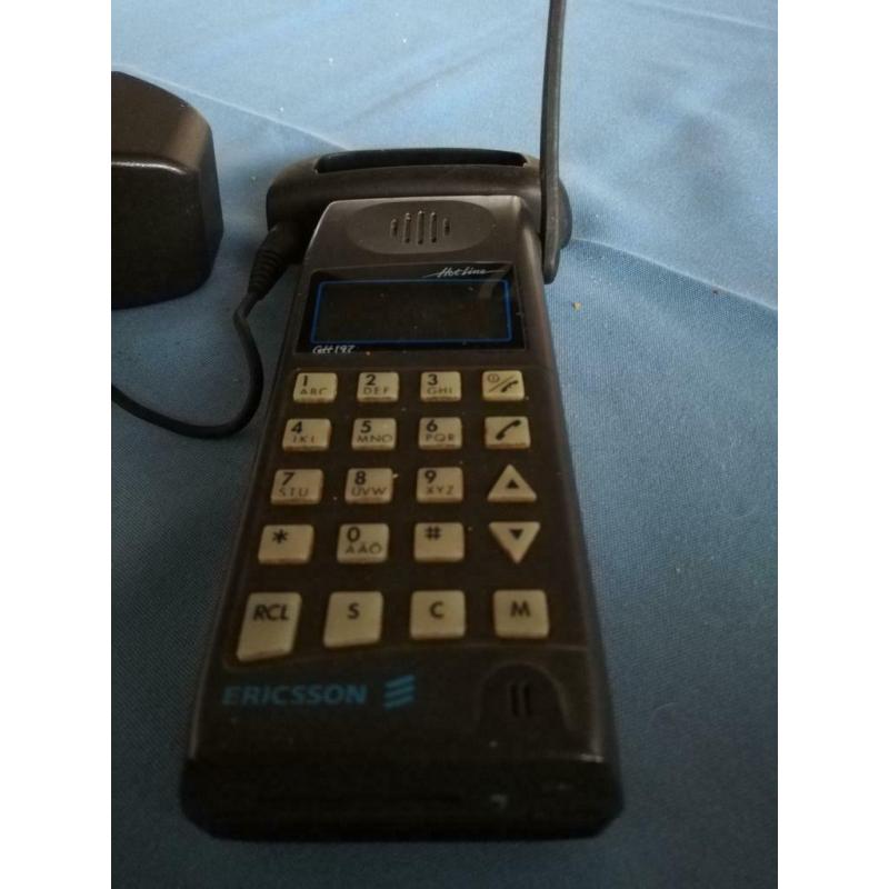 Retro gsm Ericsson type 1511