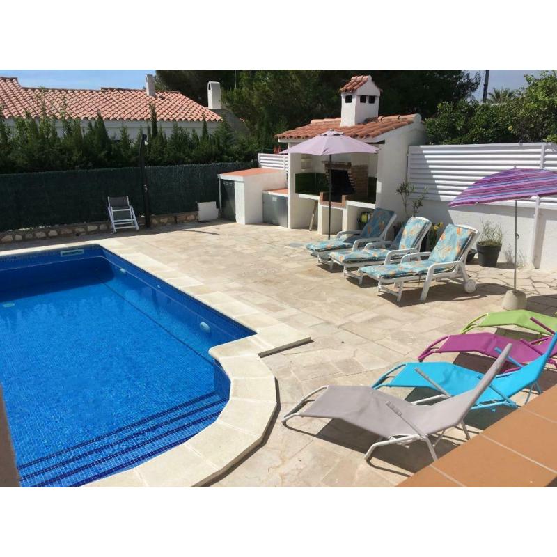 Villa à 100 m de la mer, 3 chambres, piscine, Costa Dorada