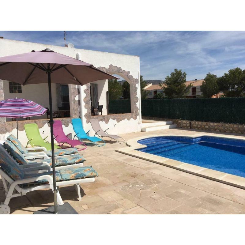 Villa à 100 m de la mer, 3 chambres, piscine, Costa Dorada